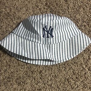 Striped Yankees Bucket Hat
